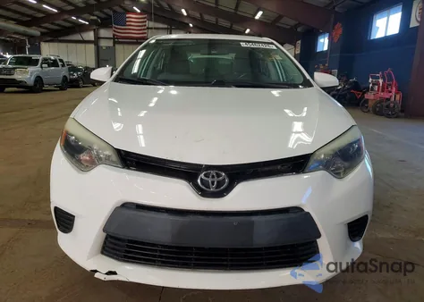 2016 Toyota Corolla Le z USA, uszkodzony, nr VIN 2T1BURHE2GC547613